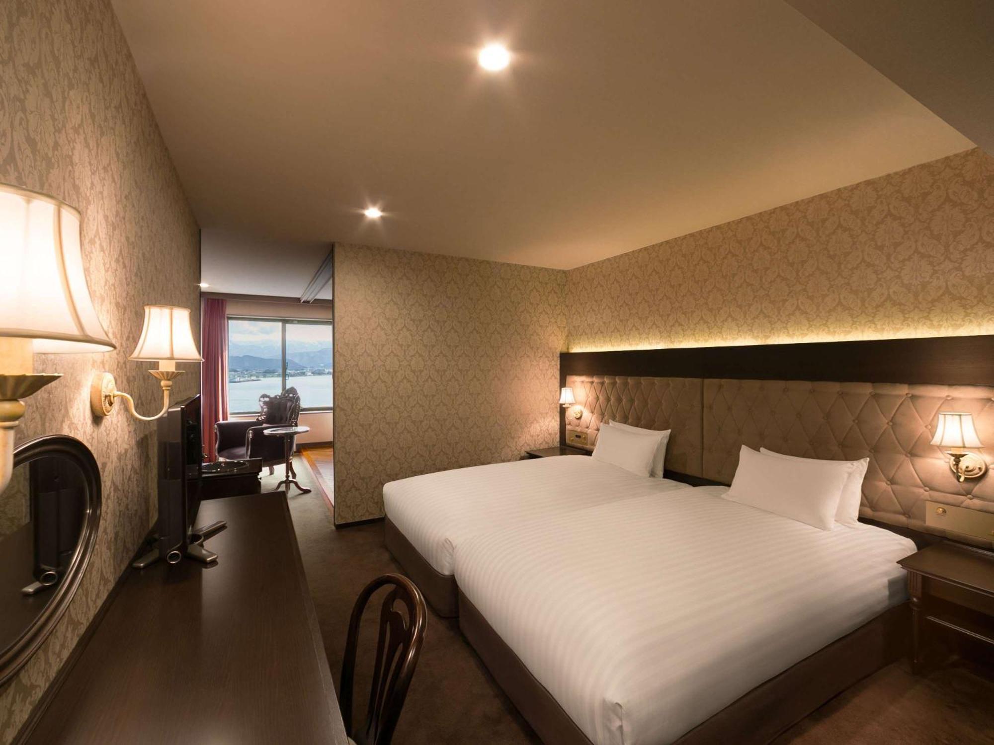 Grand Mercure Lake Biwa Resort & Spa Нагахама Екстериор снимка