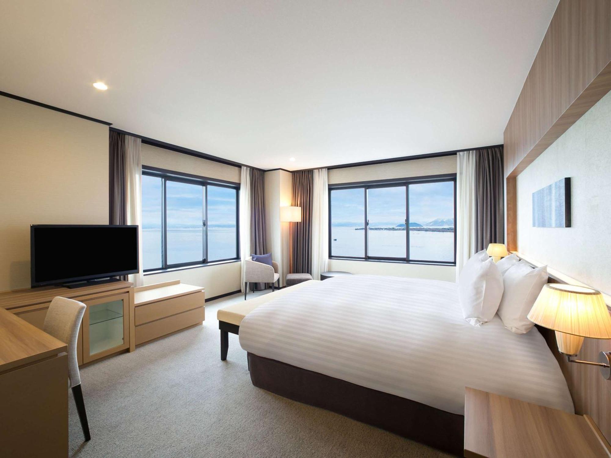 Grand Mercure Lake Biwa Resort & Spa Нагахама Екстериор снимка