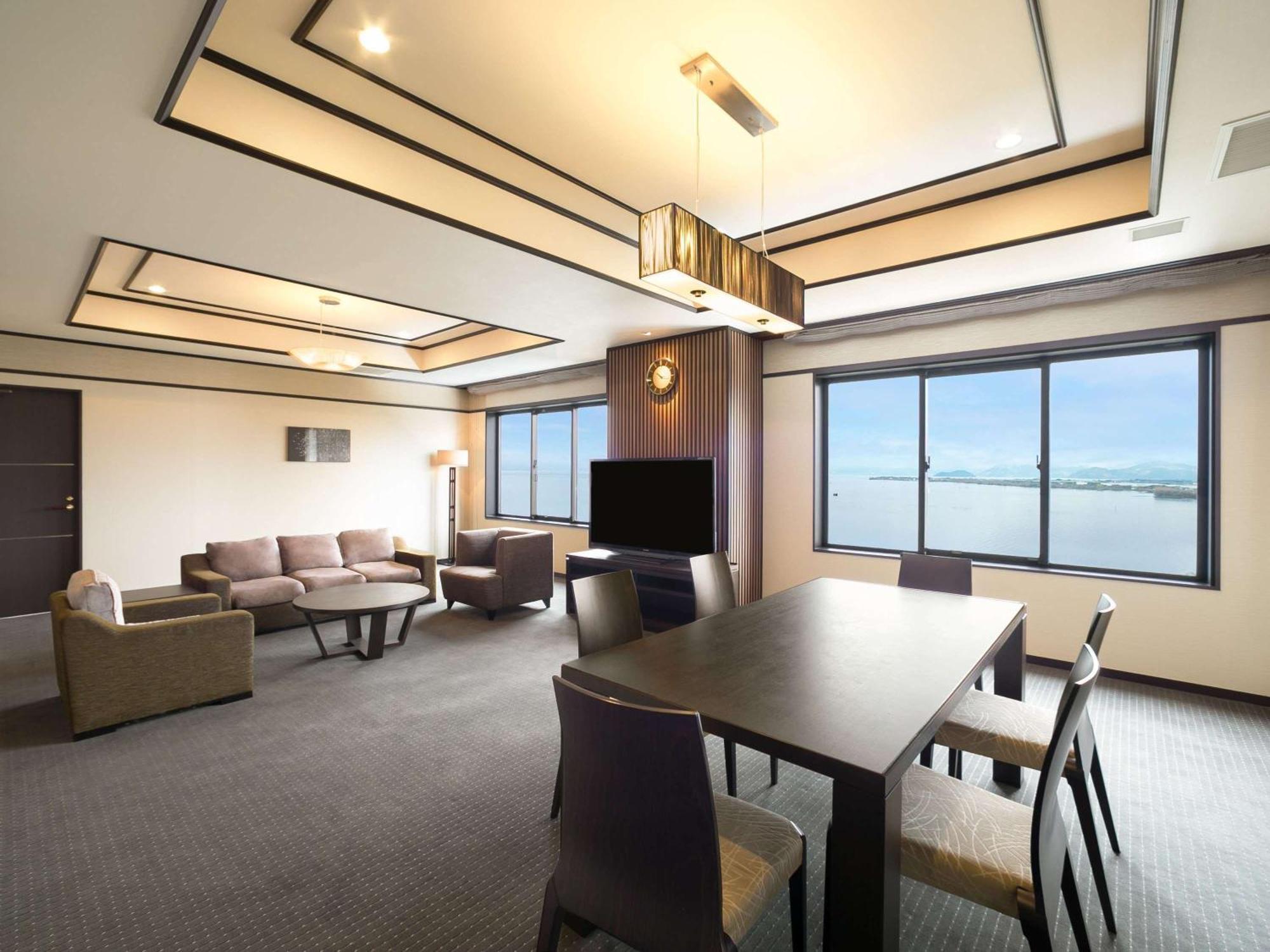 Grand Mercure Lake Biwa Resort & Spa Нагахама Екстериор снимка